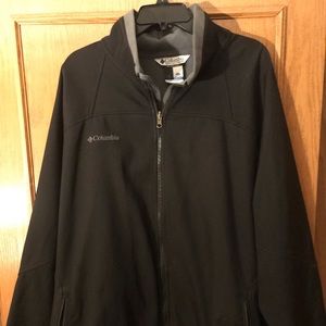 Men’s Columbia light weight jacket
